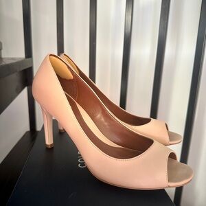 Cole Haan Leather Open Toe Pumps in nude sz 8.5